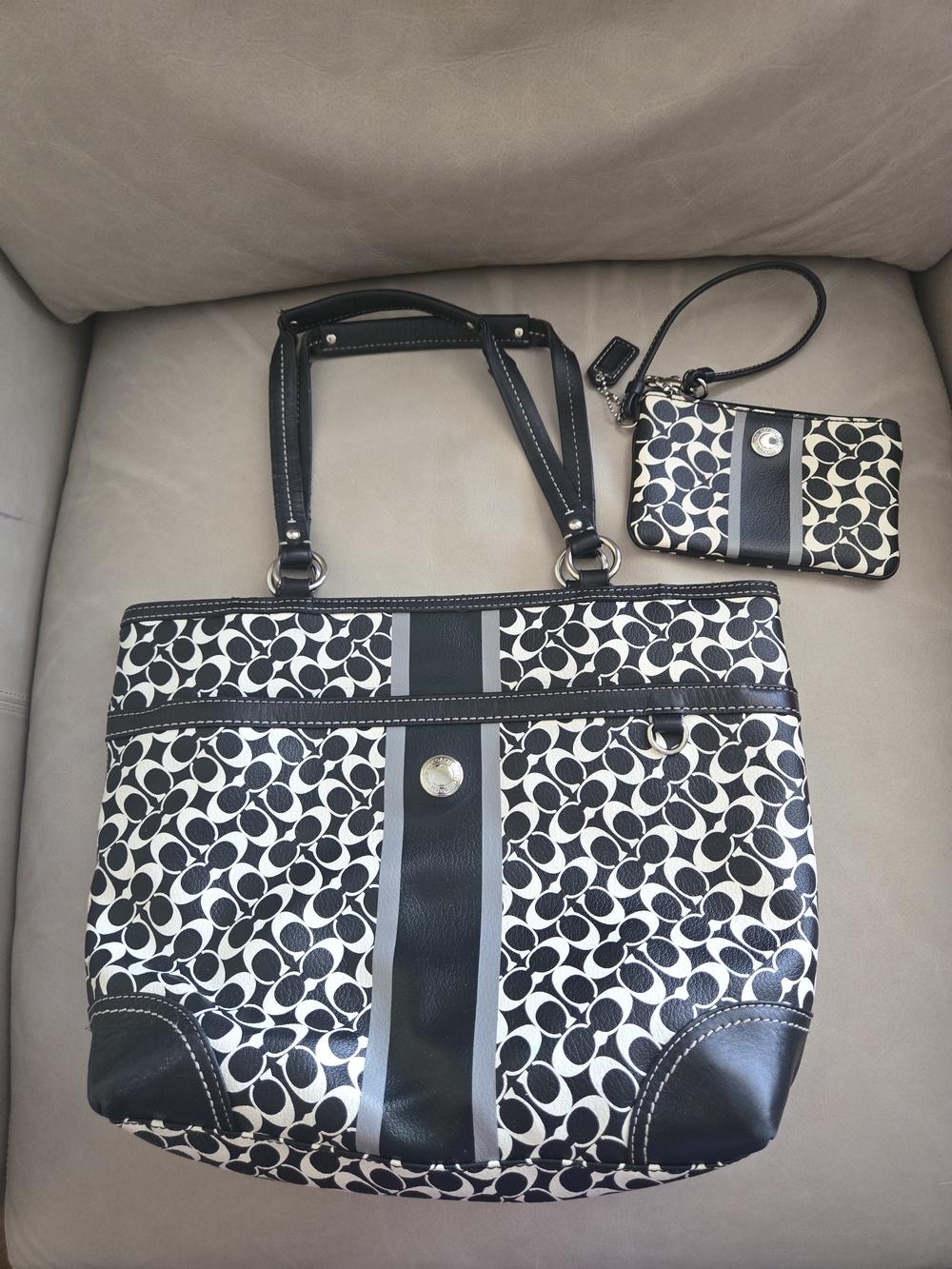 Coach Black and Cream Signature Tote with Wristlet